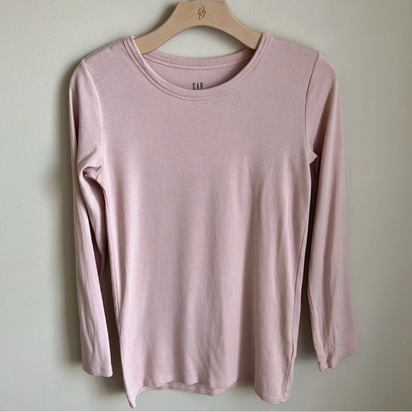 (3) Gap Maternity long sleeve T-shirt BUNDLE - Picture 6 of 6